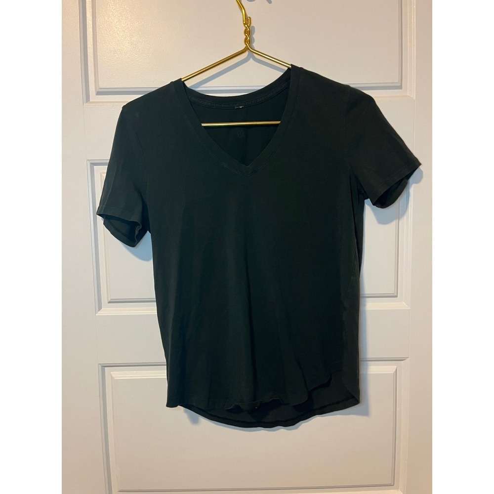 Lululemon love V-neck tshirt dark green sz 2